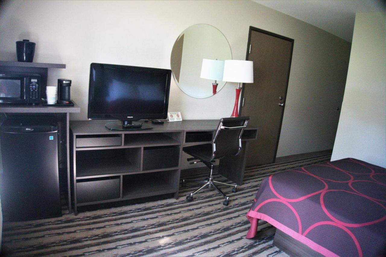 Super 8 By Wyndham Spirit Lake/Okoboji Esterno foto