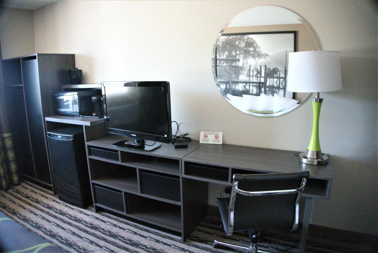 Super 8 By Wyndham Spirit Lake/Okoboji Esterno foto