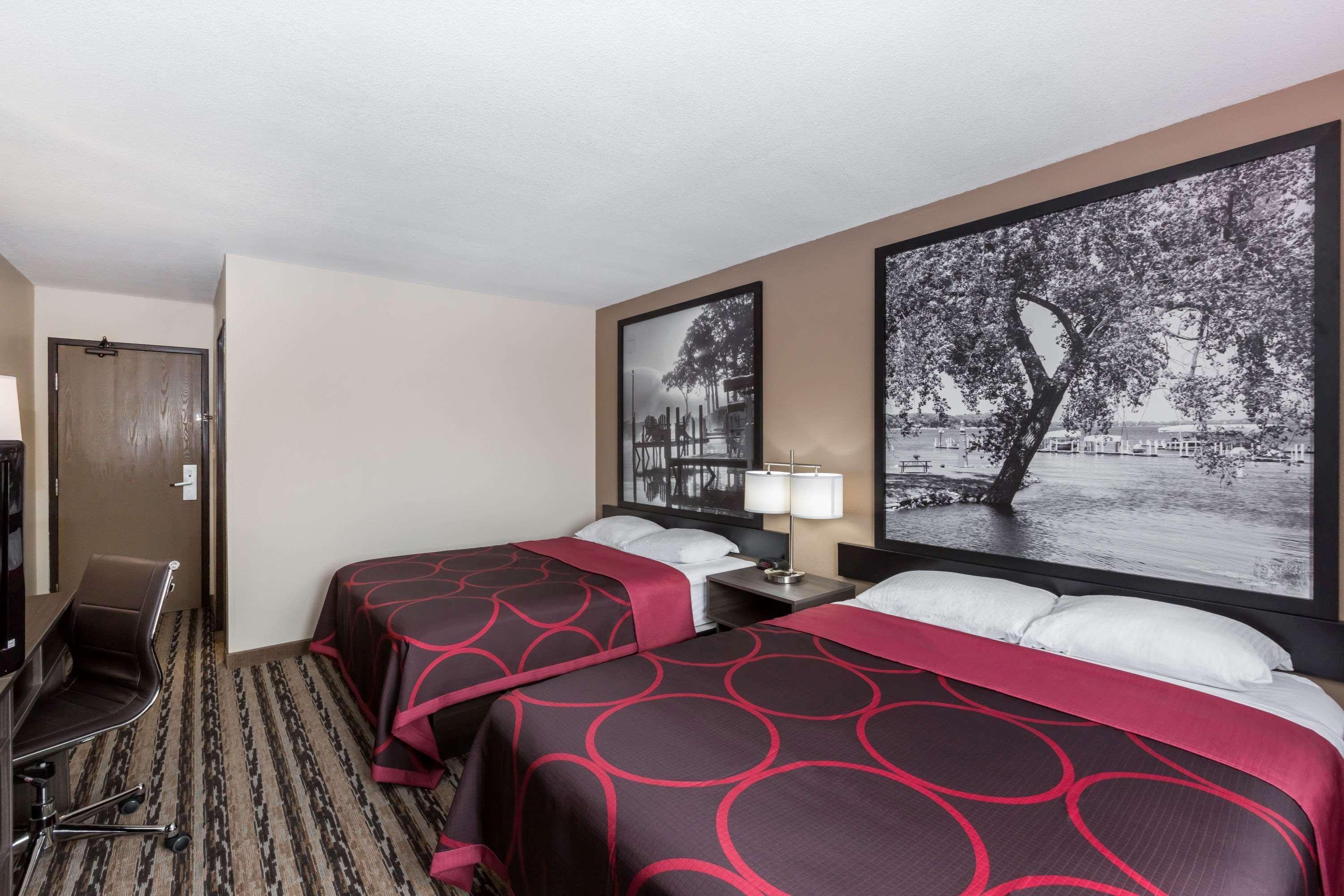 Super 8 By Wyndham Spirit Lake/Okoboji Esterno foto