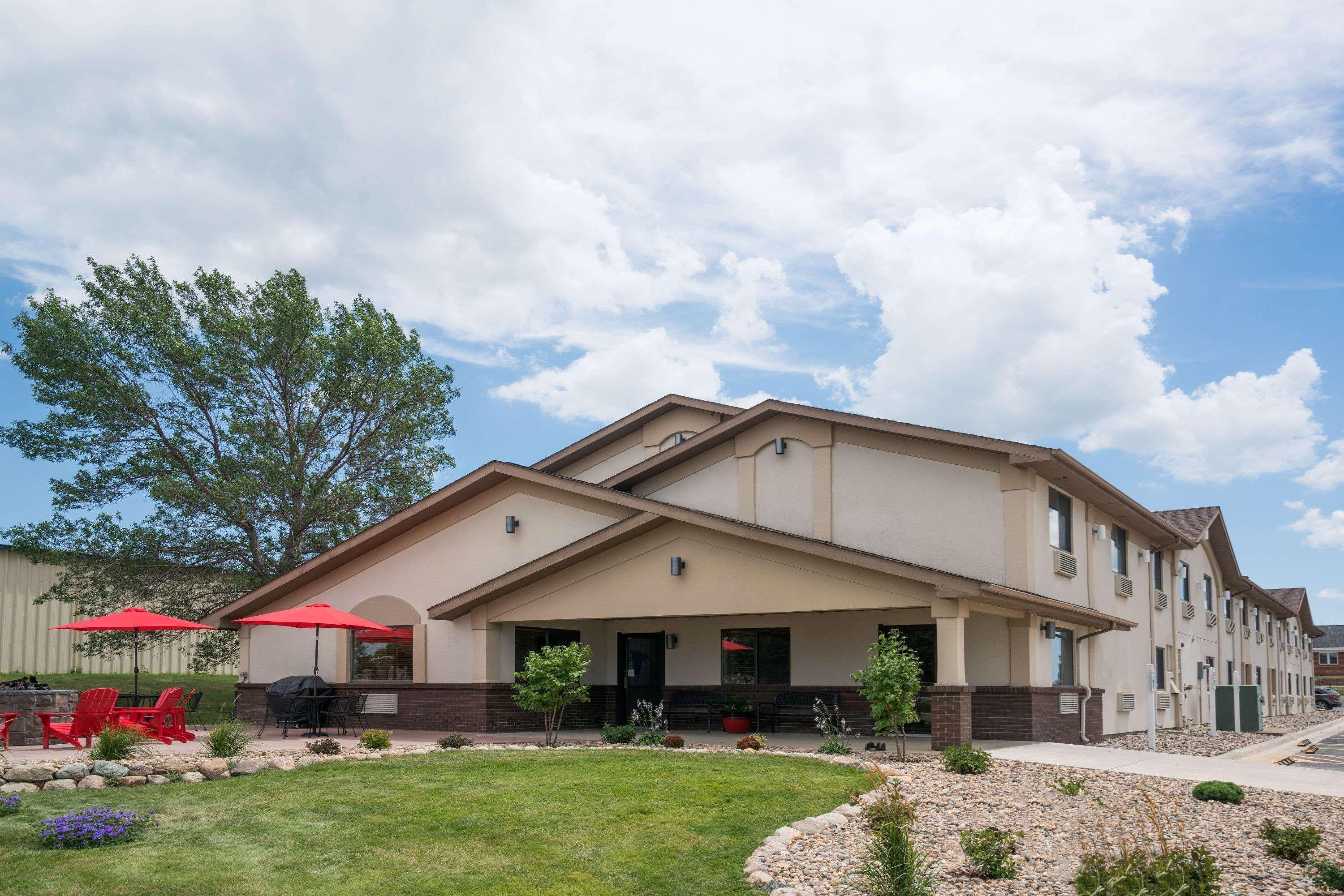 Super 8 By Wyndham Spirit Lake/Okoboji Esterno foto