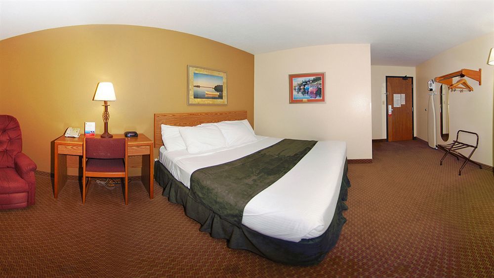 Super 8 By Wyndham Spirit Lake/Okoboji Esterno foto
